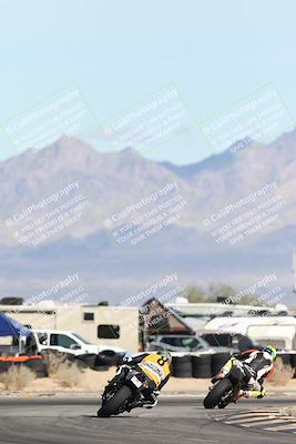 media/Nov-16-2025-Race Pace (Sun) [[8c5fa54630]]/Non Verified Riders (1st 20 Minutes)/4-Turn 16 (1116am)/